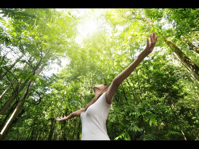 femme nature fôret